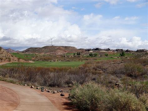 Photographs | GolfCourseGurus