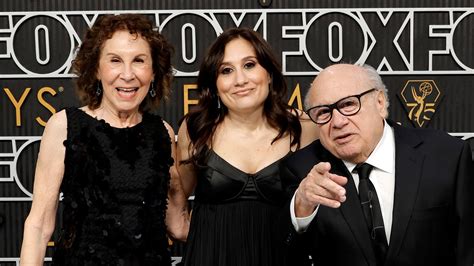 Danny DeVito, 79, gives shoutout to estranged wife Rhea Perlman, 75, at the Emmys | HELLO!