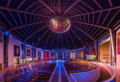 (Liverpool) Intérieur - Cathédrale métropolitaine du Christ-Roi | Liverpool, Kathedrale, Heilige