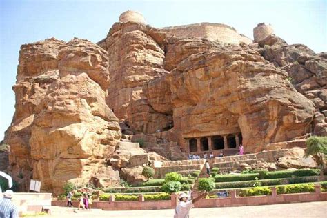 Cave Temples Badami | Cave Temples timings, photos, address