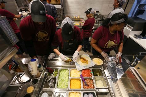 The DMV's first Taco Bell Cantina is finally here | DC Refined