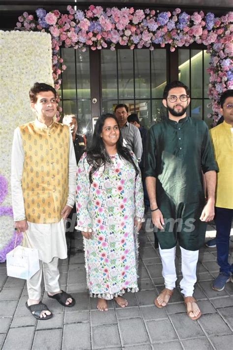 Aaditya Thackeray spotted Arpita Khan's house for Ganpati Darshan Photo