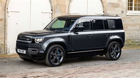 2022 Land Rover Defender V8 Debuts With 518 HP (386 kW)