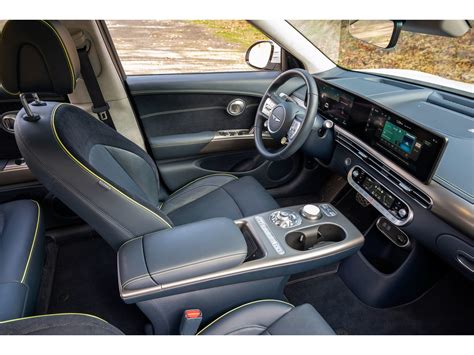 2023 Genesis GV60: 66 Interior Photos | U.S. News