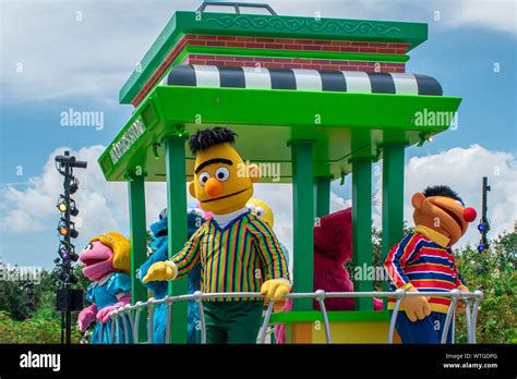 Orlando, Florida. August 28, 2019. Bert and Ernie on colorful float at Seaworld Stock Photo - Alamy