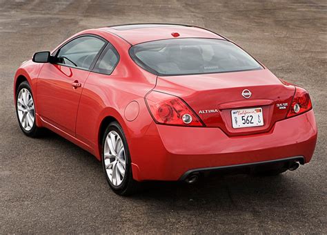 2011 Nissan Altima Coupe Specifications, Pictures, Prices