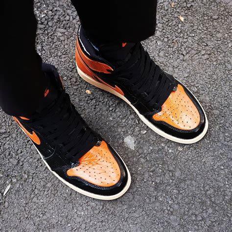 Air Jordan 1 'Shattered Backboard 3.0' Black/Pale Vanilla-Starfish ...