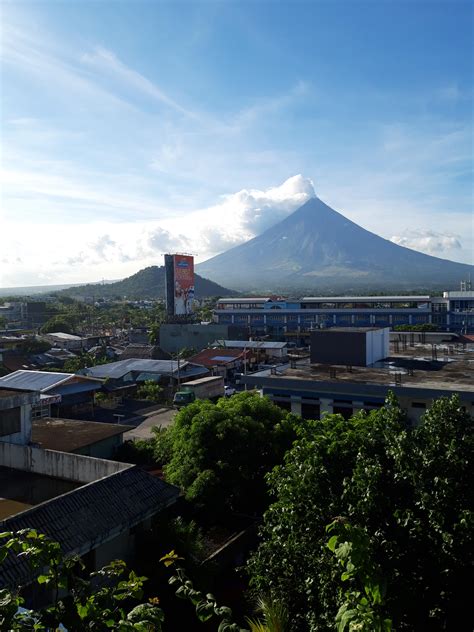 View from SM Legazpi : r/Philippines