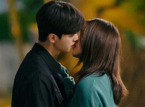 Nevertheless, episode 3: Can a kiss lead to making love when you are not in love? Fans think ...