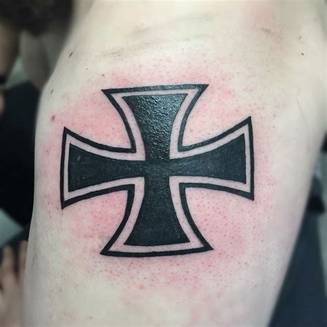 101 Amazing Iron Cross Tattoo Designs You Need To See!