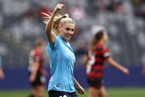 Sydney’s Siemsen set for European return