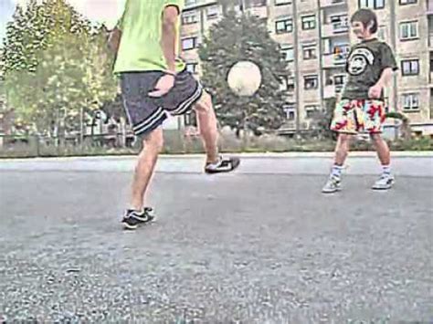 Streliste Bitola Fudbal Skills 2009 - YouTube