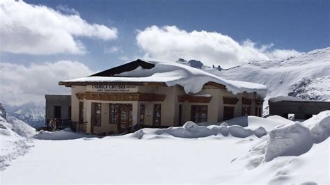 8 homestays and hotels in Ladakh if you love snow | Condé Nast ...