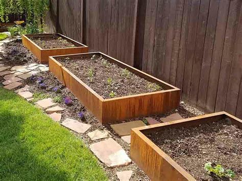 Bottomless DIY Raised Metal Rectangle Planter Bed | Yard Couture in 2021 | Rectangle planters ...