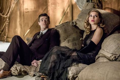 The Flash Musical Episode Trailer Reveals Supergirl's Song and Dance ...