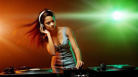 Female DJ Wallpapers - Top Free Female DJ Backgrounds - WallpaperAccess