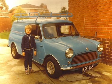 1960 Morris MINI van - GraemeThorsen - Shannons Club