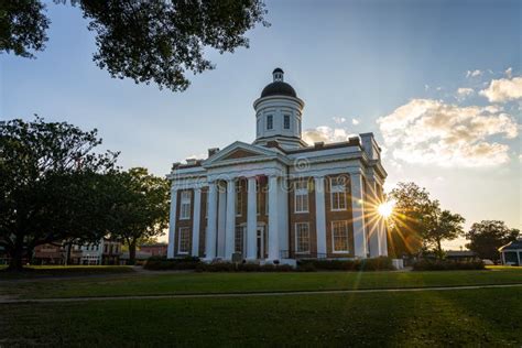 Historic Canton Mississippi Courthouse Editorial Stock Image - Image of ...