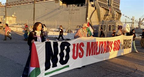 Gaza Peace Activists Chain Themselves To Ship Headed To Israel ...