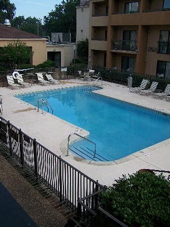 COURTYARD BY MARRIOTT SAVANNAH MIDTOWN $76 ($̶1̶2̶1̶) - Updated 2021 Prices & Hotel Reviews - GA ...