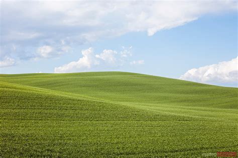 Matteo Colombo Travel Photography | Green rolling hills in springtime ...