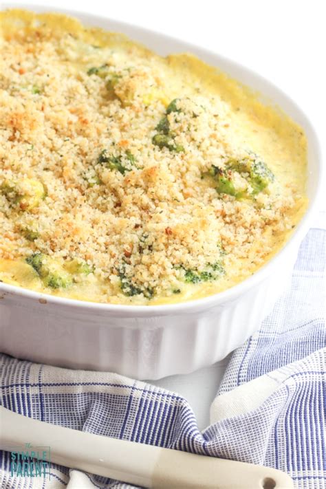 EASIEST (& TASTIEST) Broccoli Casserole with Ritz Crackers Recipe