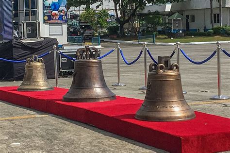 Duterte to skip Catholic mass for Balangiga bells homecoming | ABS-CBN News