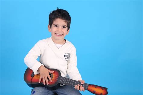 Top 6 Talented Guitar-Playing Kids That Will Make Your Jaw Drop Instantly!