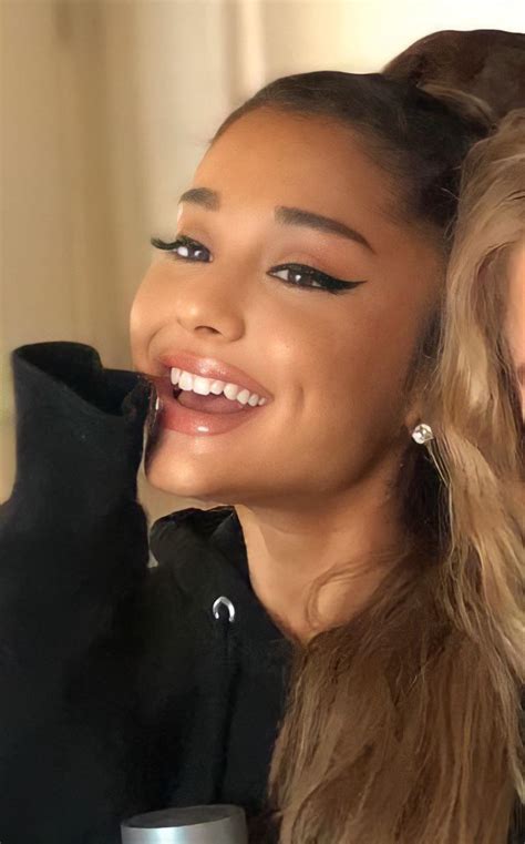 The most perfect smile : r/ArianaGrande