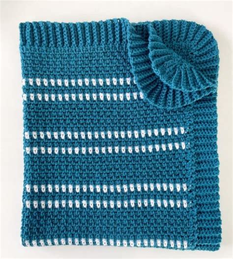 Crochet Moss Stitch Baby Blanket - We Love Crochet