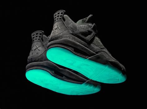 Air Jordan 4 KAWS Cool Grey Glow 930155-003 - Sneaker Bar Detroit