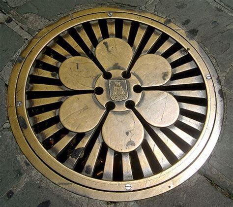 Portofino, Liguria...manhole cover | Drain cover, Cover design, Street art