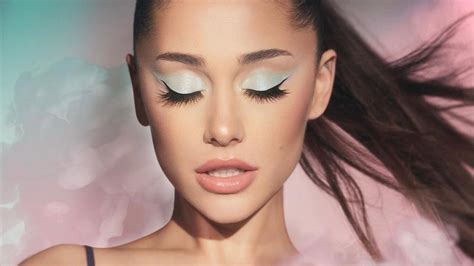 Ariana Grande On Eyeshadow, Therapy And Her Obsession With Cooling ...