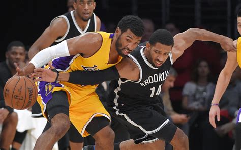 Lakers' late rally falls short against the Nets, 114-105 - LA Times