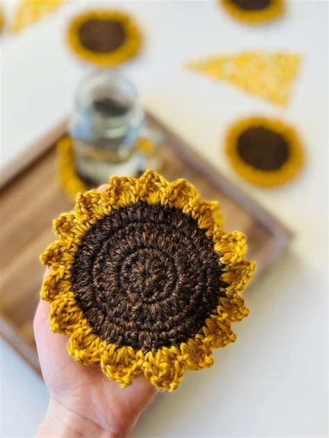 Crochet Sunflower Coaster - FREE Pattern