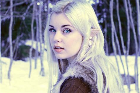 Elarte Cosplay: Skyrim - Elf Cosplay