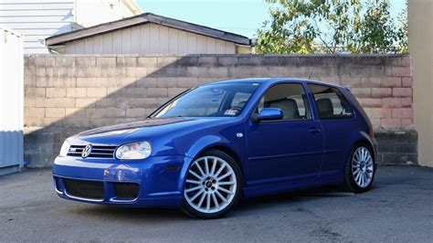 10 Reasons Why The 2004 Volkswagen Golf R32 Was The Coolest Hatchback Of The 2000s