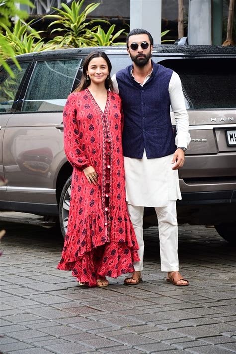 Couple Spotting: Alia Bhatt And Ranbir Kapoor Fly Out Of Mumbai