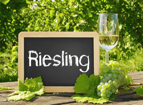 How To Find The Best Riesling Wine - Vino Del Vida