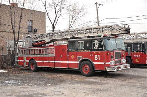 Chicago, IL Truck Companies - smithbrothersfirephotos | Chicago fire, Chicago fire department, Fire