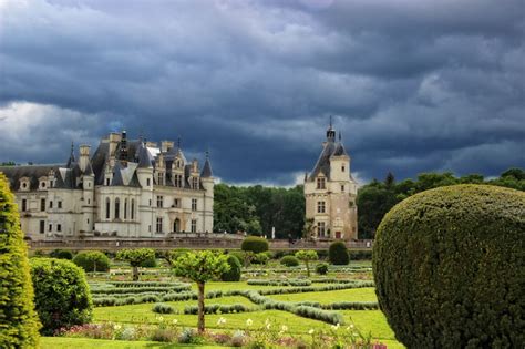 The gorgeous gardens of the Chateau of Chenonceau, Loire Valley