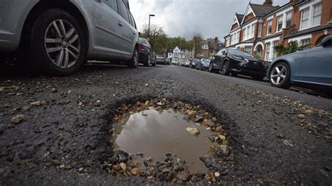 10% of Wales' roads are in a 'poor condition', data shows - BBC News