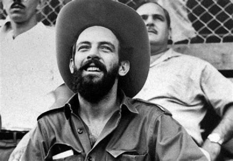 camilo-cienfuegos-21 – La Historia de Cuba