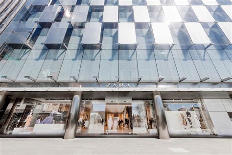 Zara's New Madrid Store Challenges Corte Ingles in Retail Tussle - Bloomberg