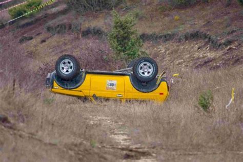 Rally Car Crash (6 pics) - Izismile.com