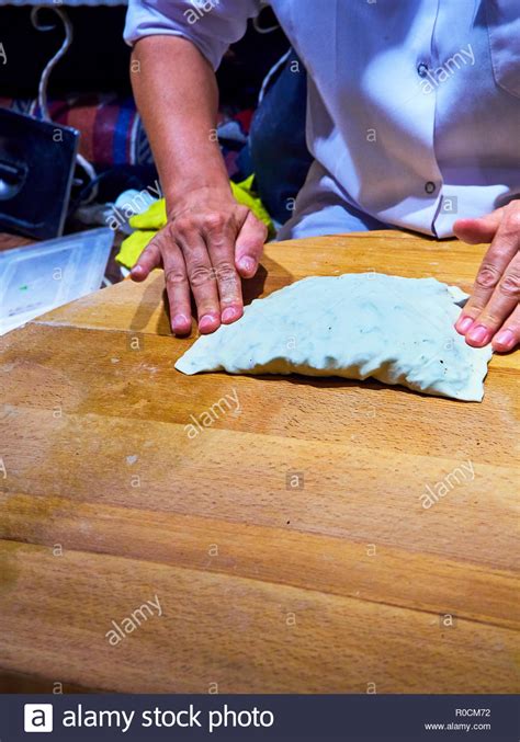 Unleavened flatbread hi-res stock photography and images - Alamy