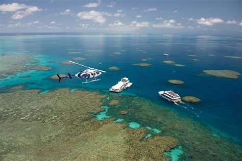 Great Barrier Reef | Helicopter Tour | FlightCharter.com.au