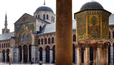 Art of the Umayyad Caliphate: Mosques, Domes, & Desert Palaces