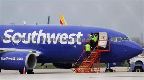 Airlines inspecting Boeing 737 engines after fatal Southwest incident ...