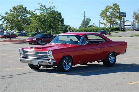 1966 Ford Fairlane - Information and photos - MOMENTcar